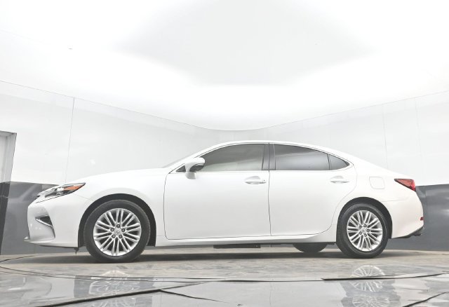 Used 2017 Lexus ES 350 w/ Premium Package FWD image 45