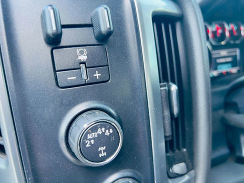 Used 2017 Chevrolet Silverado 1500 LTZ Z71 AWD/4WD image 30