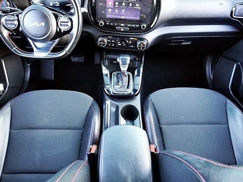 Used 2023 Kia Soul GT-Line image 21