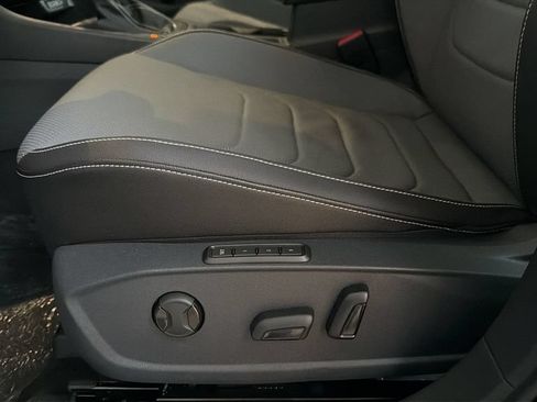 New 2026 Volkswagen Jetta SEL FWD image 17