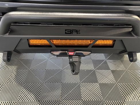 Used 2018 Toyota Tacoma TRD Off-Road w/ Technology Package image 26