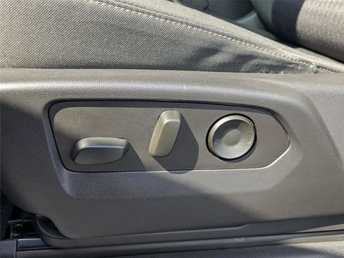 Used 2022 Chevrolet Silverado 1500 LT Trail Boss w/ Protection Package image 12