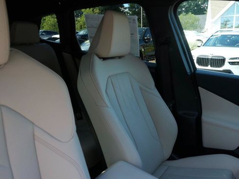 New 2026 BMW X3 xDrive30i w/ Premium Package AWD/4WD image 4