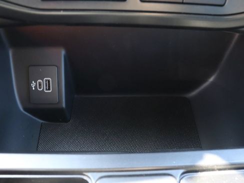 New 2025 Ford F150 Lightning Flash AWD/4WD image 19