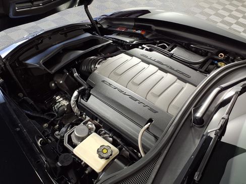 Used 2016 Chevrolet Corvette Stingray Coupe w/ 3LT Preferred Equipment Group RWD image 31