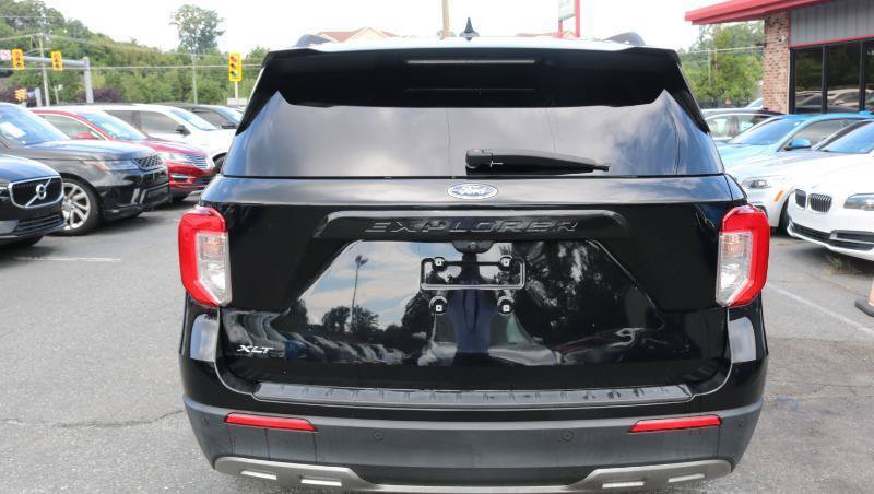 Used 2020 Ford Explorer XLT RWD image 6