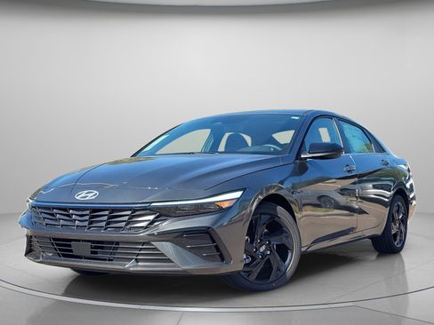 New 2026 Hyundai Elantra SEL Sport w/ Cargo Package image 2