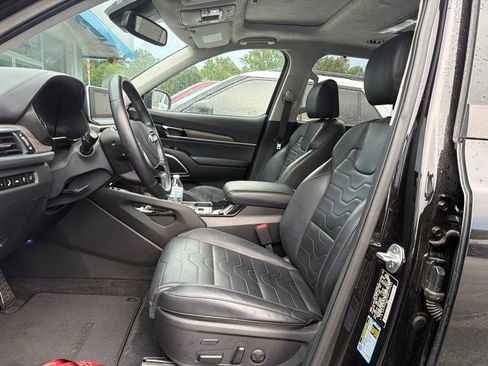 Used 2021 Kia Telluride SX w/ SX Prestige Package AWD/4WD image 10