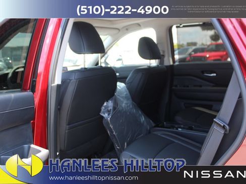 New 2026 Nissan Pathfinder SL w/ SL Premium Package AWD/4WD image 18