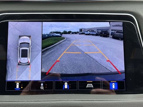 Used 2023 Cadillac XT4 Premium Luxury w/ Enhanced Visibility Package FWD image 24