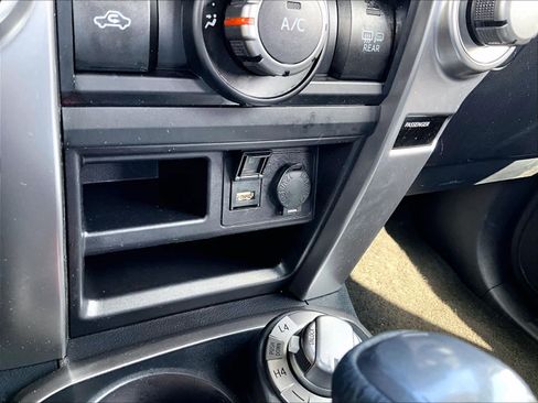 Used 2024 Toyota 4Runner SR5 Premium image 45