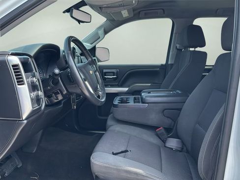 Used 2018 Chevrolet Silverado 1500 LT w/ Texas Edition AWD/4WD image 17