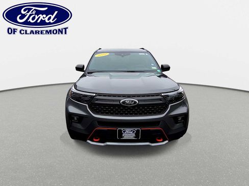 Used 2022 Ford Explorer Timberline w/ Timberline Technology Package AWD/4WD image 3