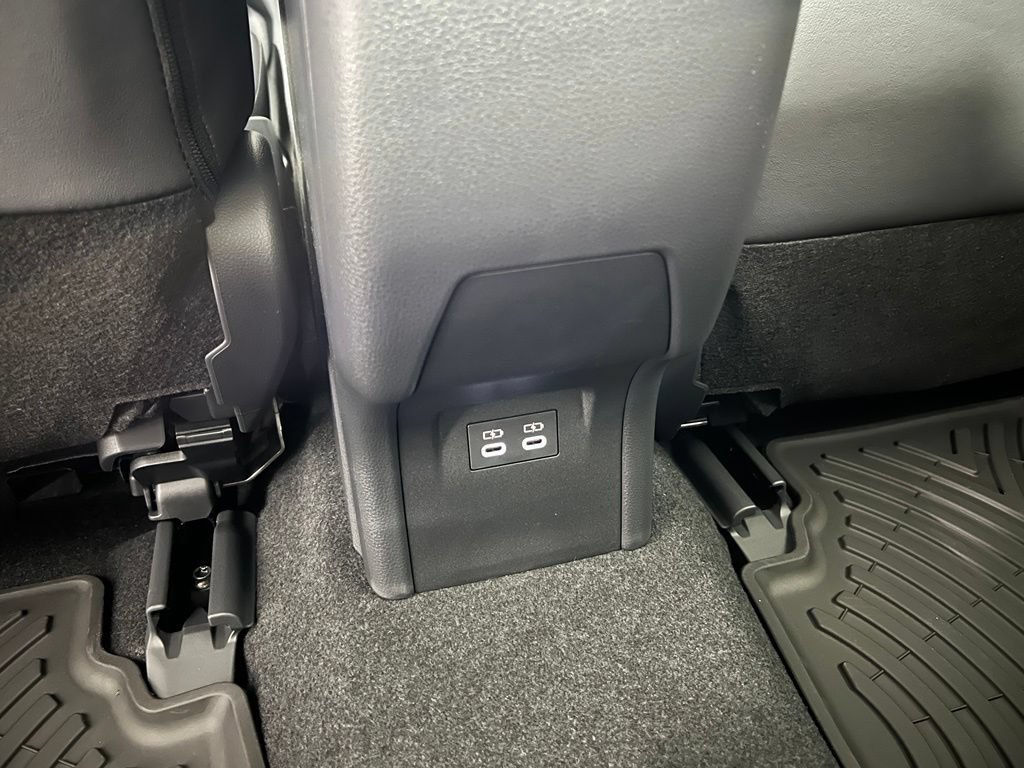 New 2027 Toyota Prius Limited AWD/4WD image 15