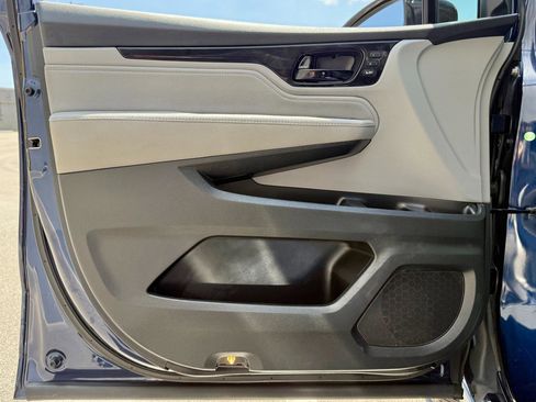 Used 2018 Honda Odyssey Elite image 24
