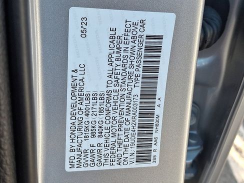 Certified 2024 Acura Integra image 28