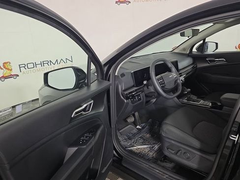 New 2026 Kia Sportage LX image 18