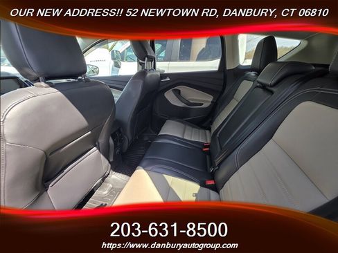 Used 2019 Ford Escape SEL image 7