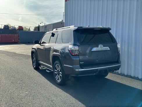 Certified 2022 Toyota 4Runner Limited image 4