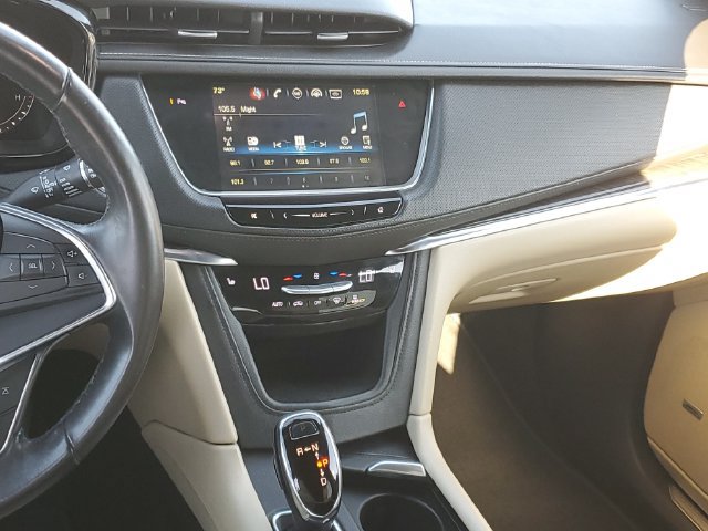Used 2018 Cadillac XT5 FWD image 14
