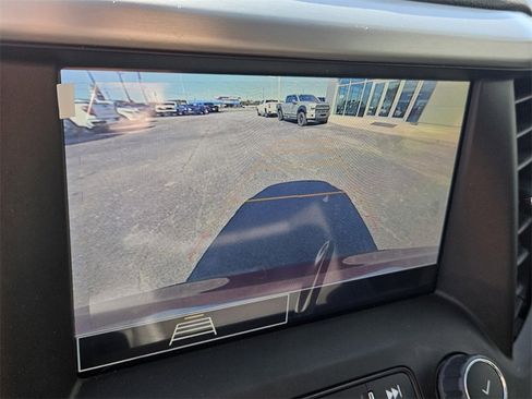 Certified 2023 GMC Acadia SLE w/ Driver Convenience Package image 23