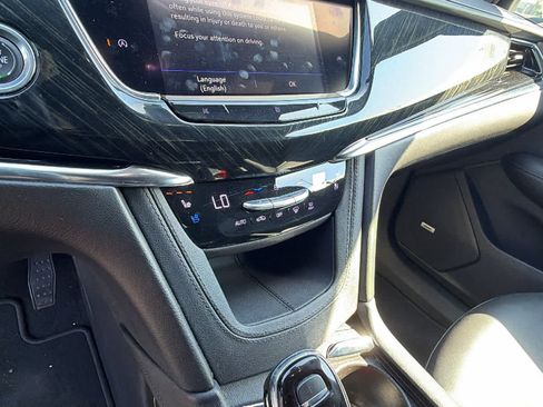 Used 2020 Cadillac XT6 Premium Luxury FWD image 13