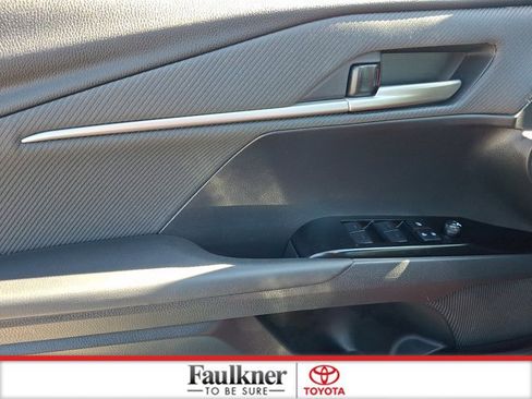 Certified 2025 Toyota Camry SE image 12