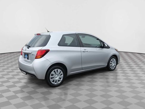 Used 2016 Toyota Yaris L FWD image 8