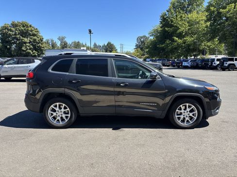 Used 2014 Jeep Cherokee Latitude FWD image 5