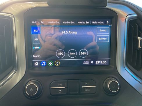 Used 2021 Chevrolet Silverado 1500 RST w/ Rally Edition image 2