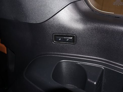 Certified 2024 Ford Expedition Platinum image 43