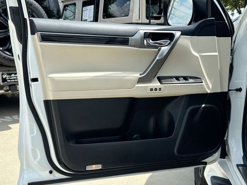 Used 2022 Lexus GX 460 Premium AWD/4WD image 12