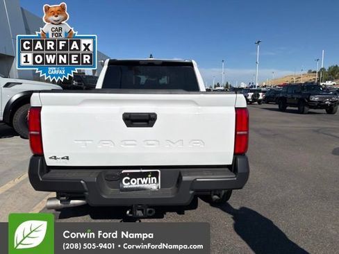 Used 2025 Toyota Tacoma SR AWD/4WD image 7