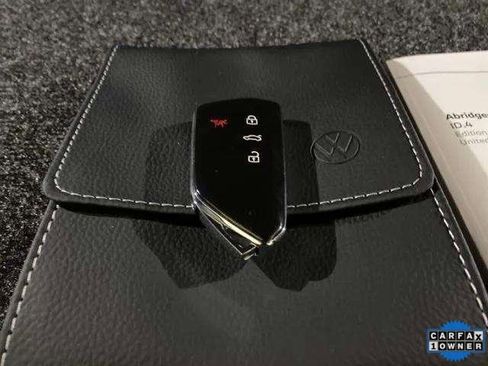 Used 2023 Volkswagen ID.4 S image 92