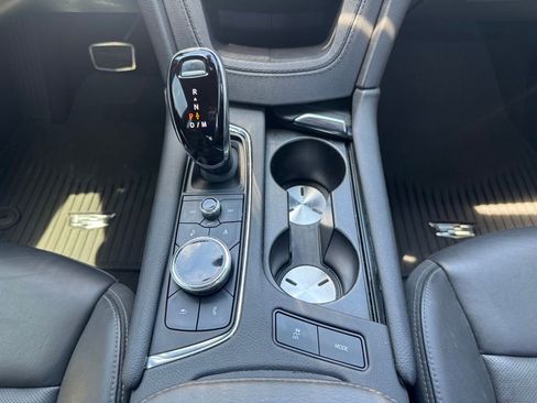 Certified 2023 Cadillac XT6 Sport w/ LPO, Onyx Lite Package AWD/4WD image 21