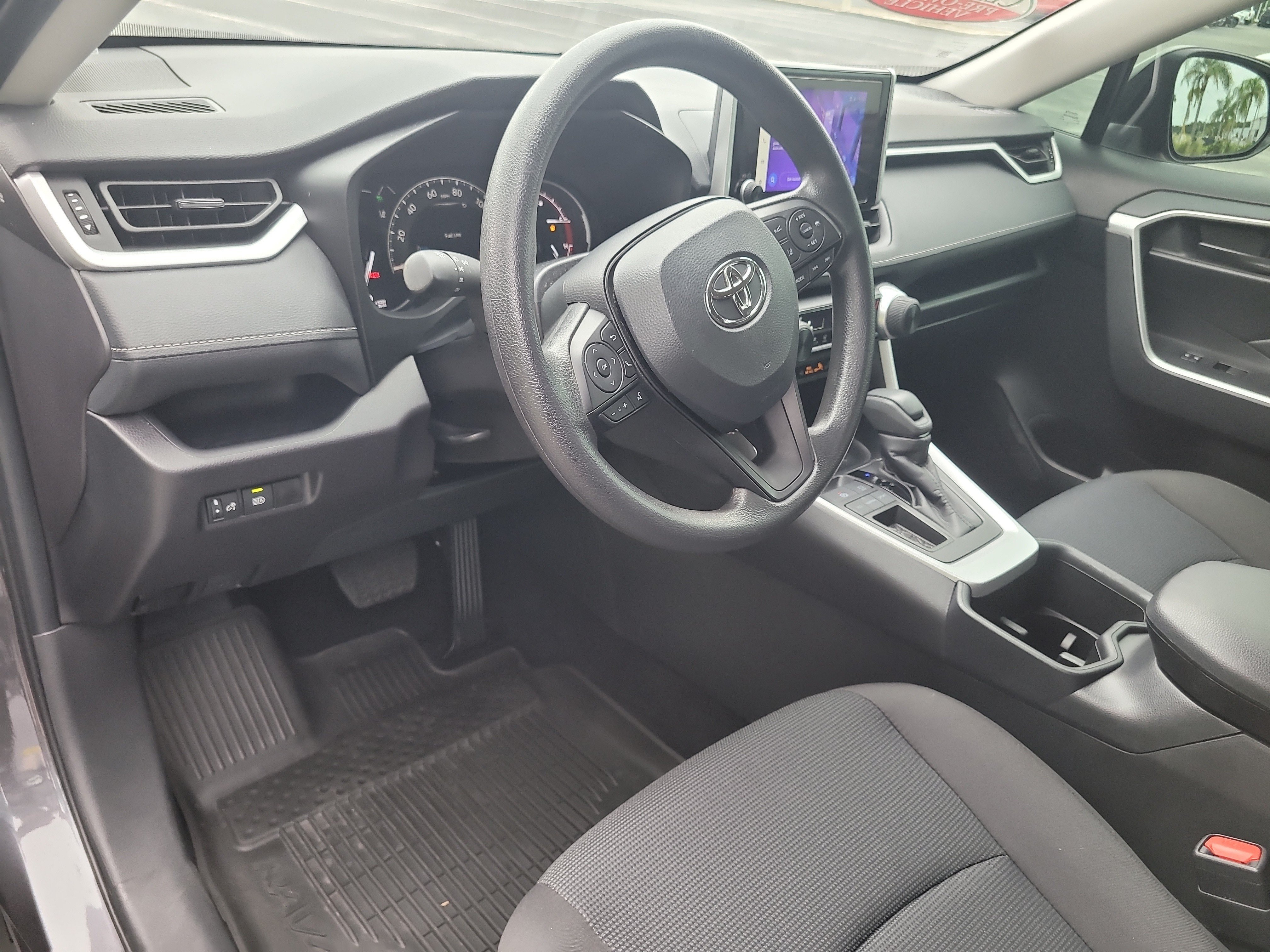 Certified 2025 Toyota RAV4 LE FWD image 18