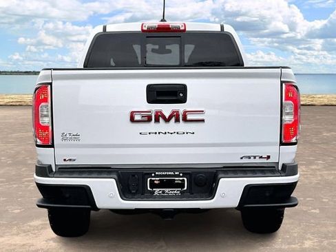 Used 2022 GMC Canyon AT4 w/ Trailering Package AWD/4WD image 5