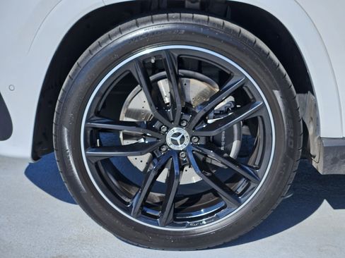 Certified 2025 Mercedes-Benz GLS 450 4MATIC image 12