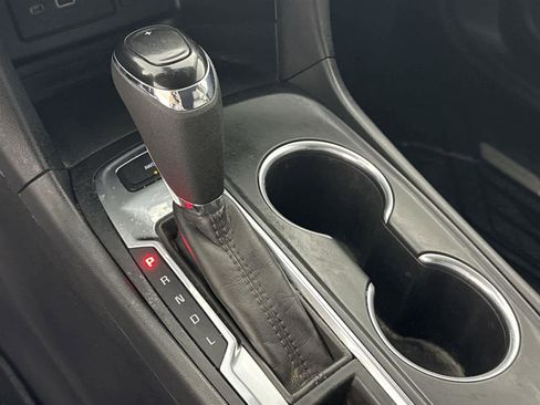 Certified 2020 Chevrolet Equinox LT w/ LPO, Floor Liner Package image 20