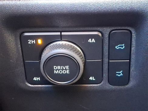 Used 2025 Ford Expedition Max Platinum image 23