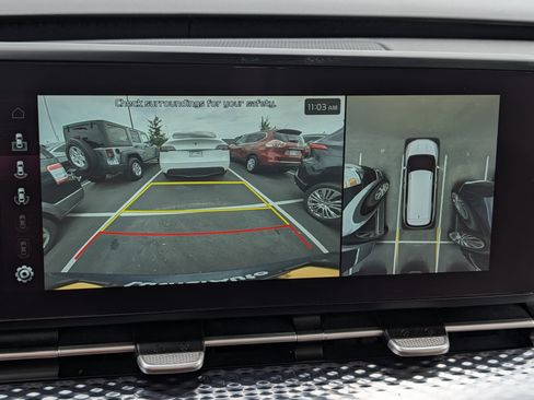 Used 2024 Kia Carnival SX Prestige FWD image 27