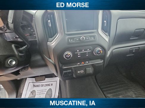 Used 2022 Chevrolet Silverado 2500 Custom w/ Custom Value Package image 15