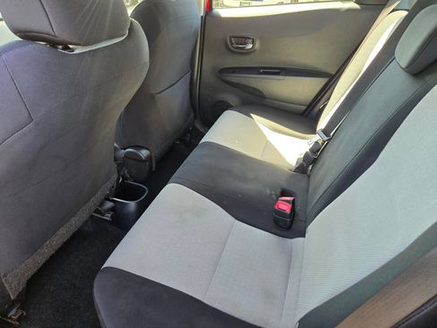 Used 2014 Toyota Yaris LE FWD image 15
