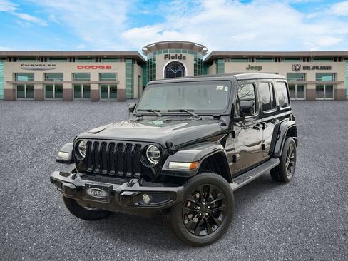 Used 2021 Jeep Wrangler Unlimited Sahara image 1