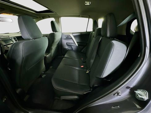 Used 2013 Toyota RAV4 XLE FWD image 26