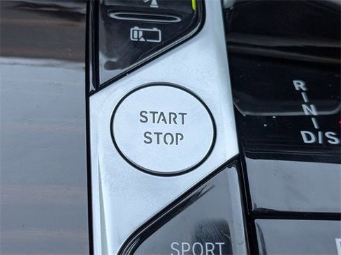 New 2026 BMW X5 xDrive50e w/ M Sport Package image 33