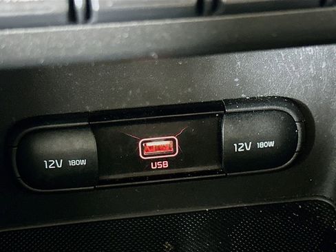 Used 2022 Kia Sportage LX image 30