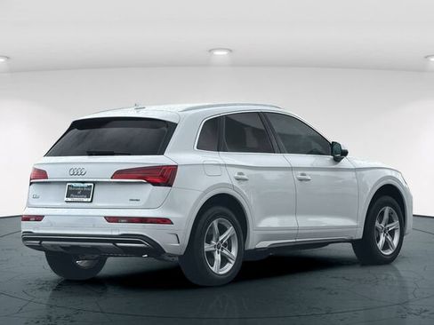 Used 2023 Audi Q5 2.0T Premium w/ Convenience Package AWD/4WD image 7