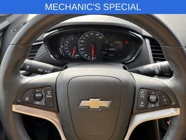 Used 2018 Chevrolet Trax LT w/ Redline Edition AWD/4WD image 16