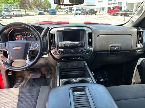 Used 2018 Chevrolet Silverado 2500 LT w/ LT Convenience Package AWD/4WD image 12